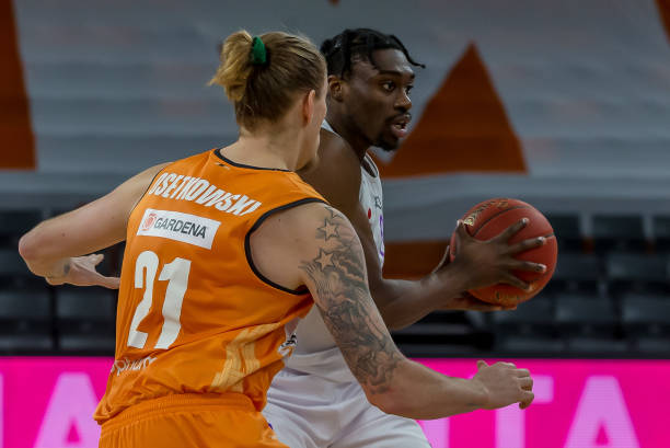 届世俱杯上 届世俱杯上